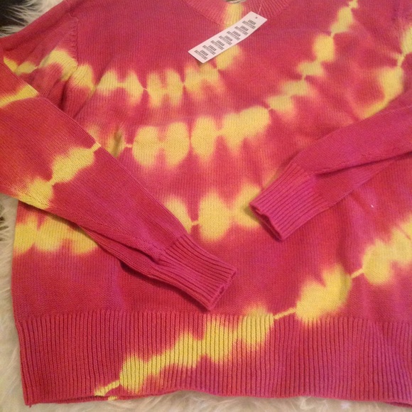 UO 1 left ! Taylor Tie Dye pullover sweater - Picture 4 of 6